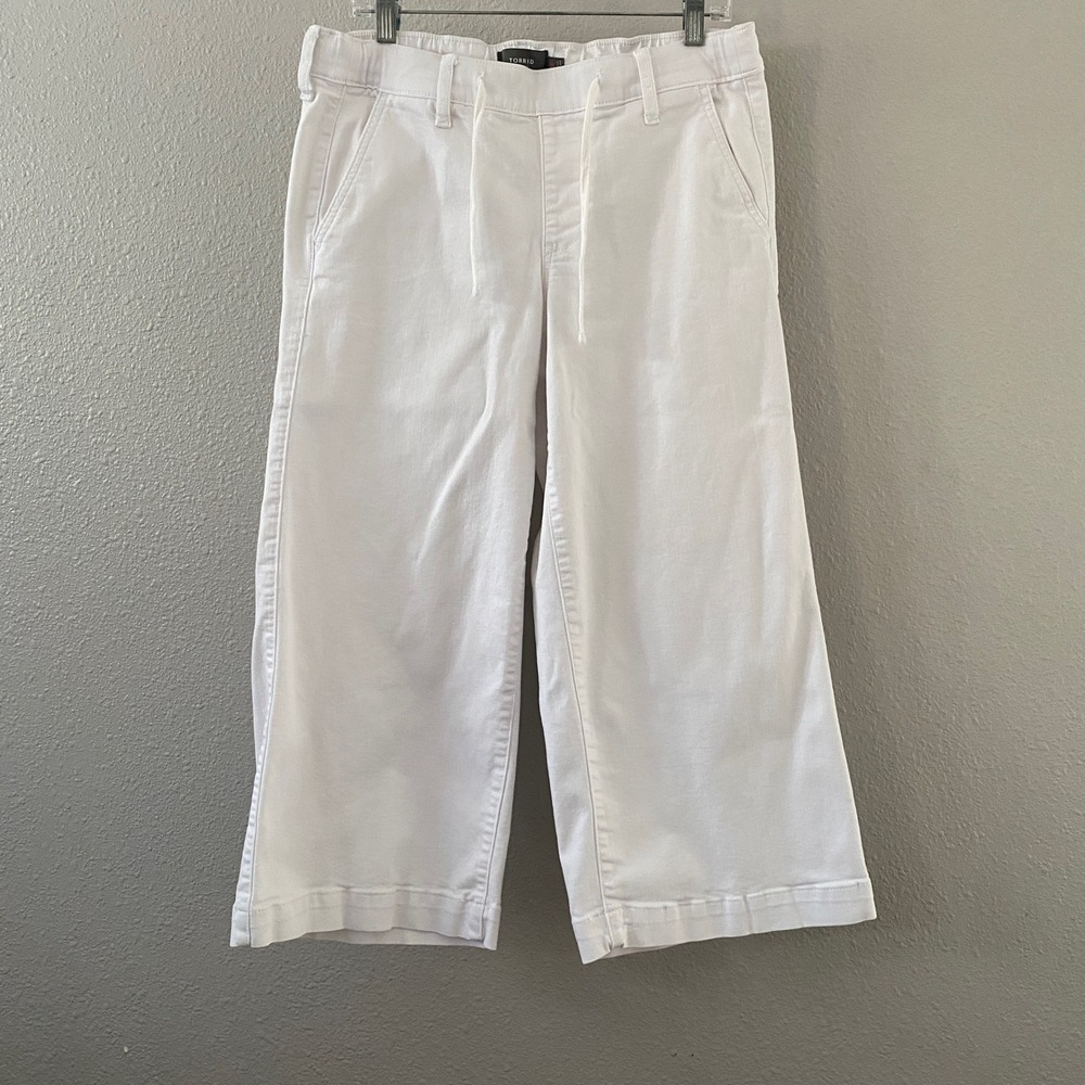 Torrid Weekend Mid Rise Wide Leg Cropped Pants 00 Coastal Grandma Comfortable